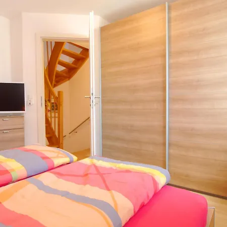 Mine Heimat Weg 11 Haus Seewolf בית נופש זינקסט